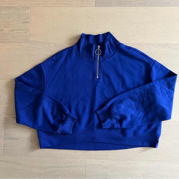 H&M Divided half zip crew neck cropped sweatshirt - Size Large - Picture 1 of 3